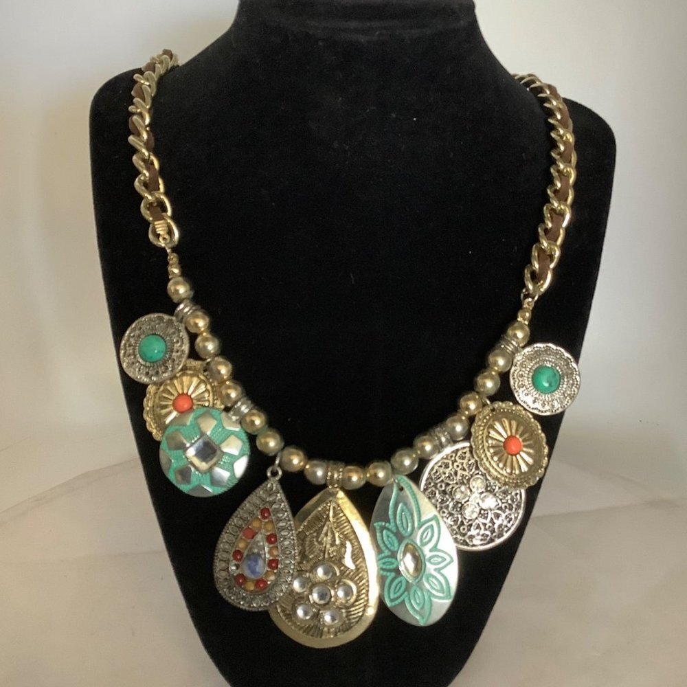 Vtg Robert‎ Rose Leather Faux Turquoise Chunky Silver Gold Medallion Necklace